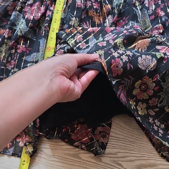 Chic Floral Long Sleeve Dress - Picture 3 of 9